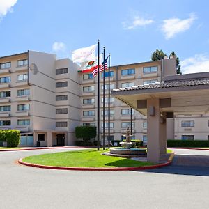 Crowne Plaza Silicon Valley North - Union City, An Ihg Hotel